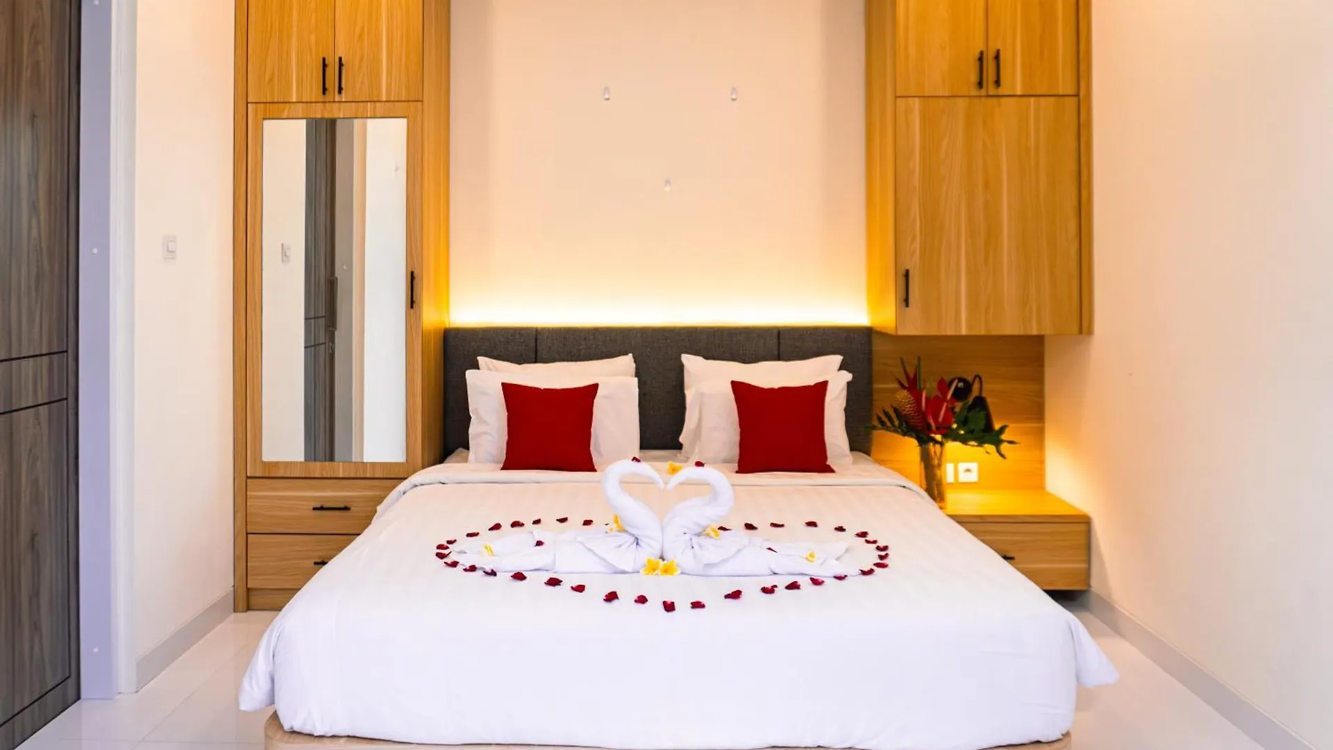 Mayu Kamandari Villa Seminyak  Indonesia