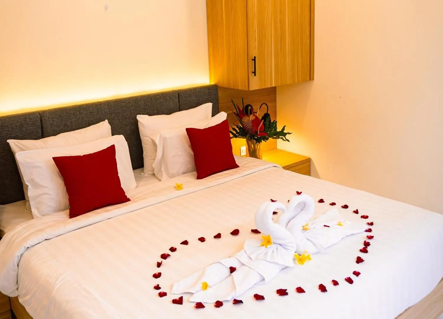 Mayu Kamandari Villa Seminyak  Indonesia