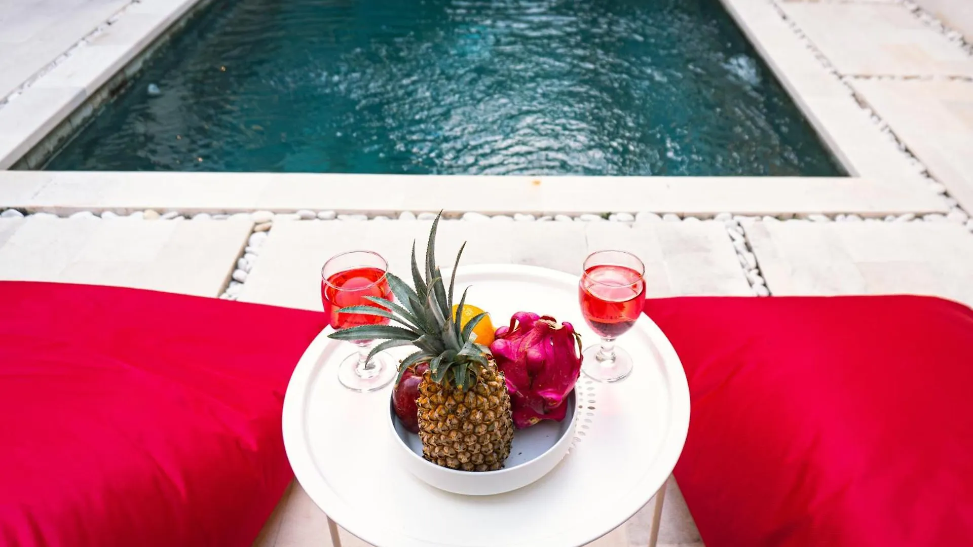 Mayu Kamandari Villa Seminyak