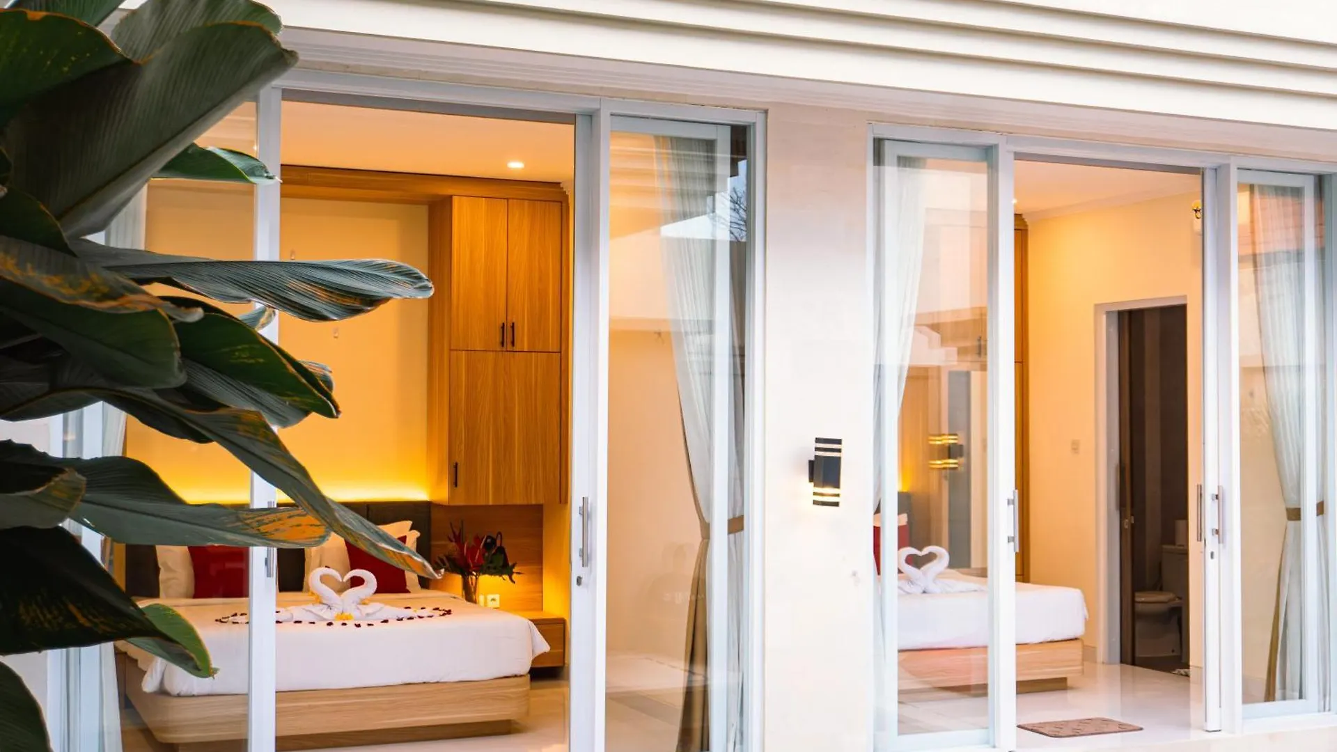Mayu Kamandari Villa Seminyak  Seminyak (Bali)