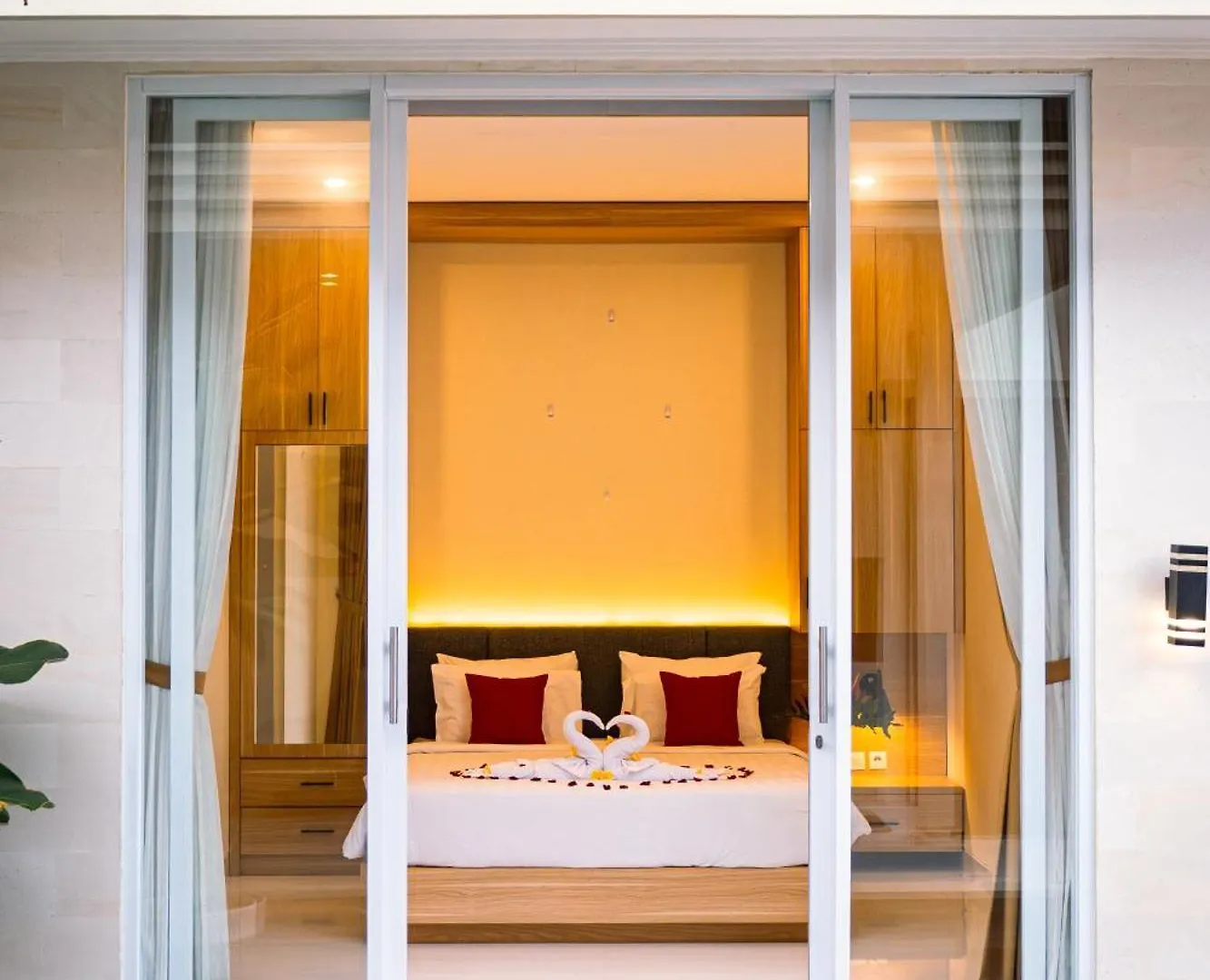Mayu Kamandari Villa Seminyak